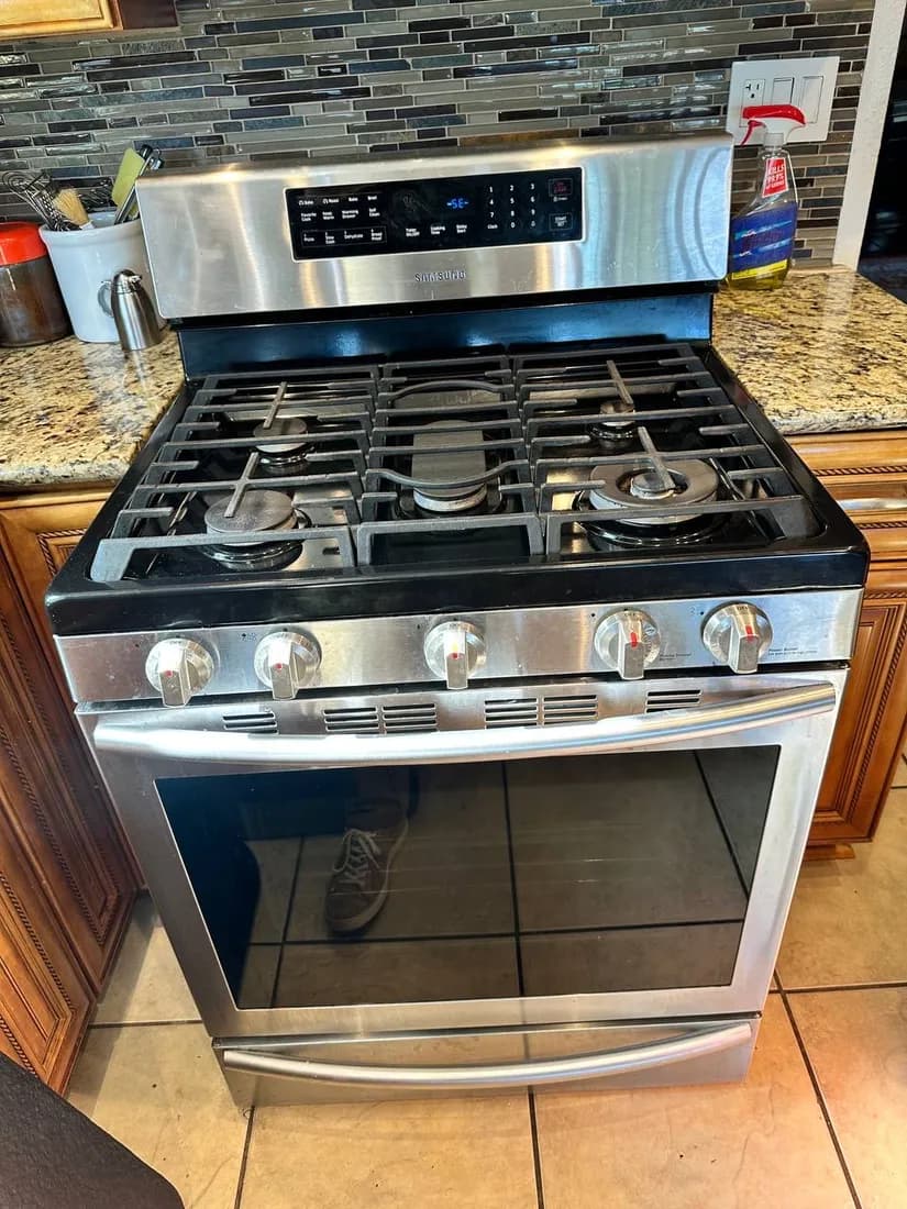 Gas range serviced in a Mira Mesa home